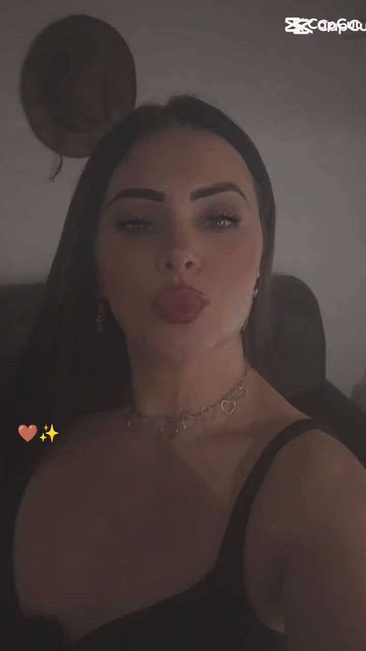 Vídeo Adriana, Castelo ES - Para seu momento muito mais quente