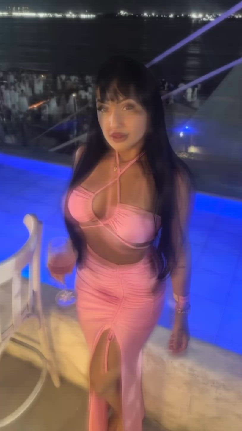 Vídeo Alice Saad, Vitória ES - Mineira baixinha e gostosa - Clique para assistir