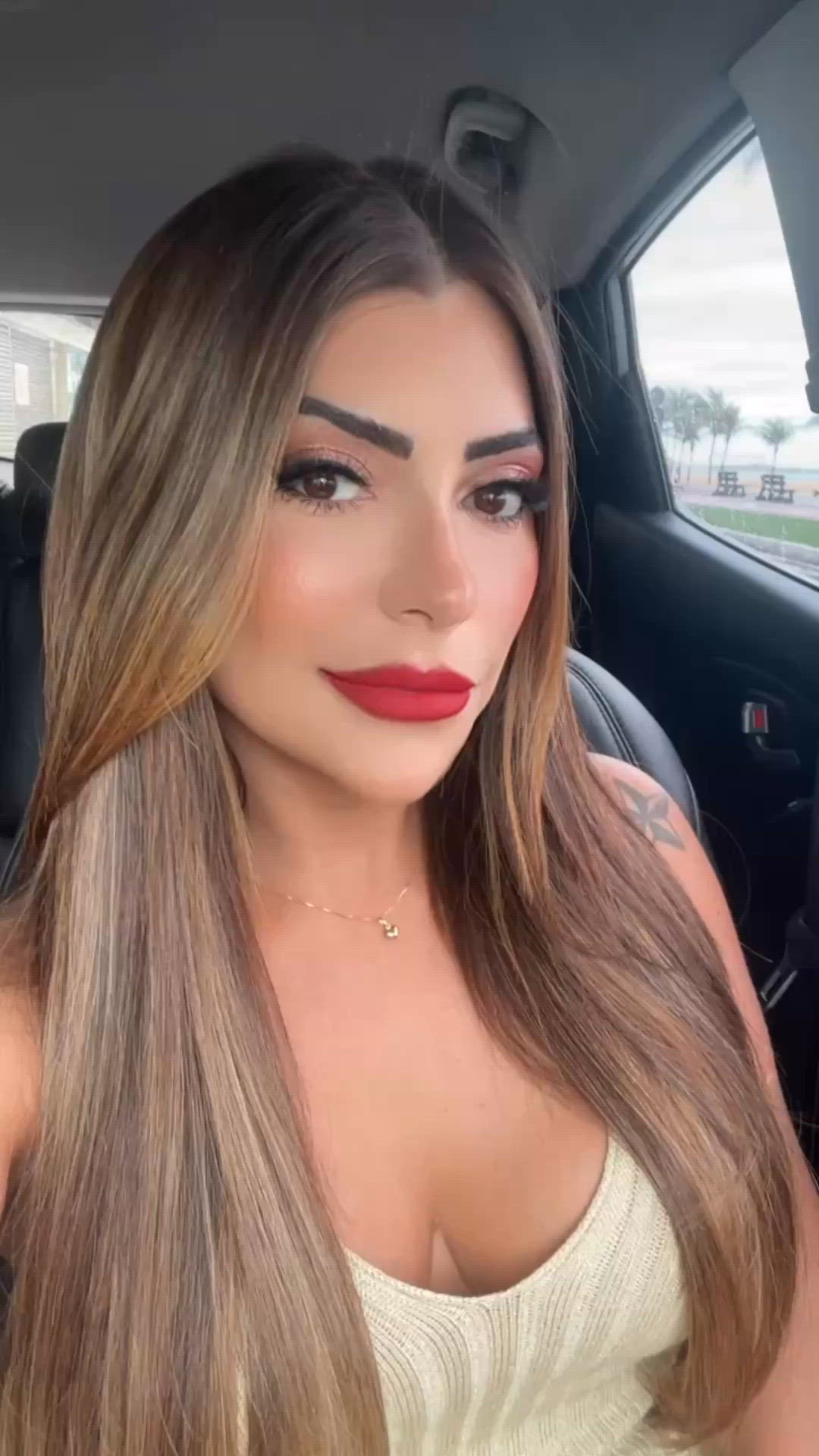Vídeo Alissa Lopez, Vitória ES - Meiga e delicada - Clique para assistir