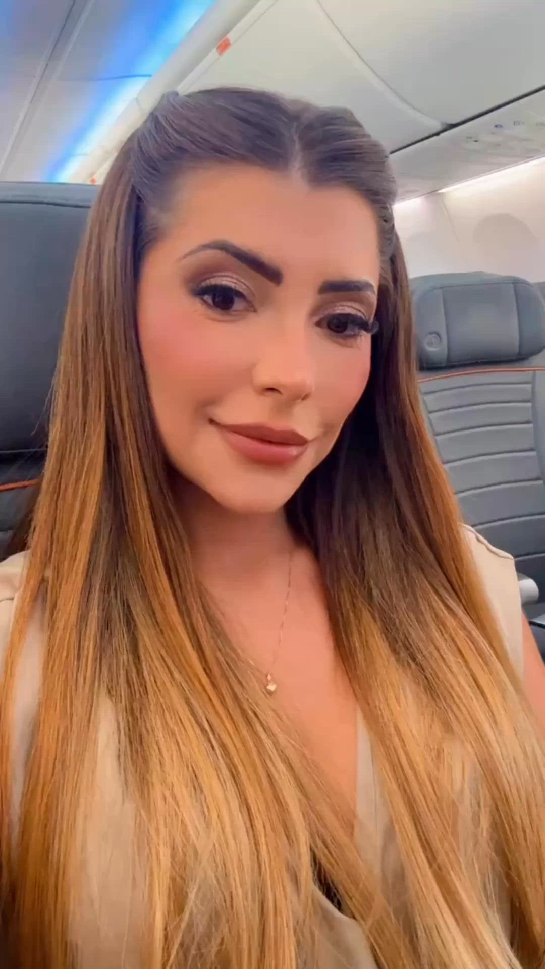Vídeo Alissa Lopez, Vitória ES - Meiga e delicada - Clique para assistir