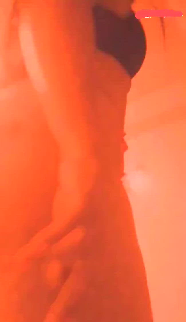 Vídeo Ananda, Marataízes ES - Para seu momento muito mais quente - Clique para assistir