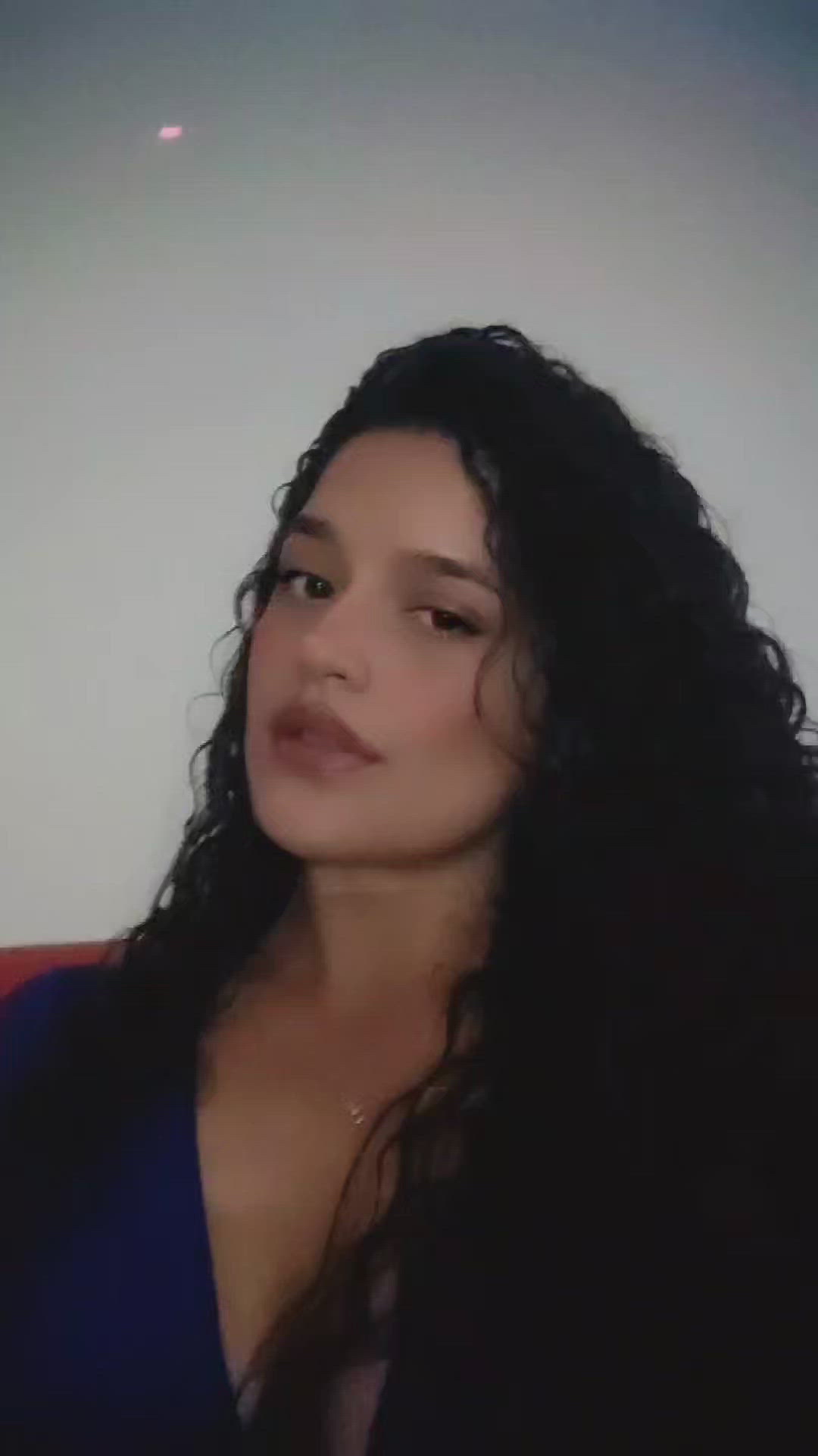 Vídeo Angel, Vila Velha ES - Morena cabelão - Clique para assistir
