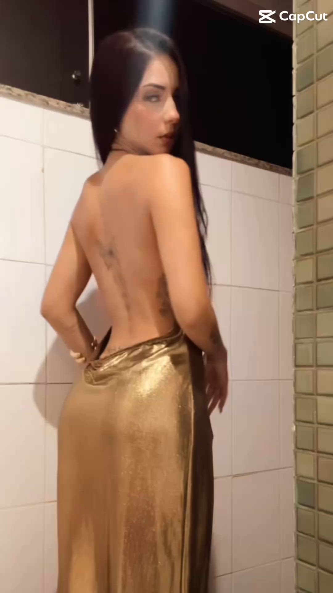 Vídeo Angel Reis, Vitória ES - Rostinho de anjo corpo de demónia - Clique para assistir