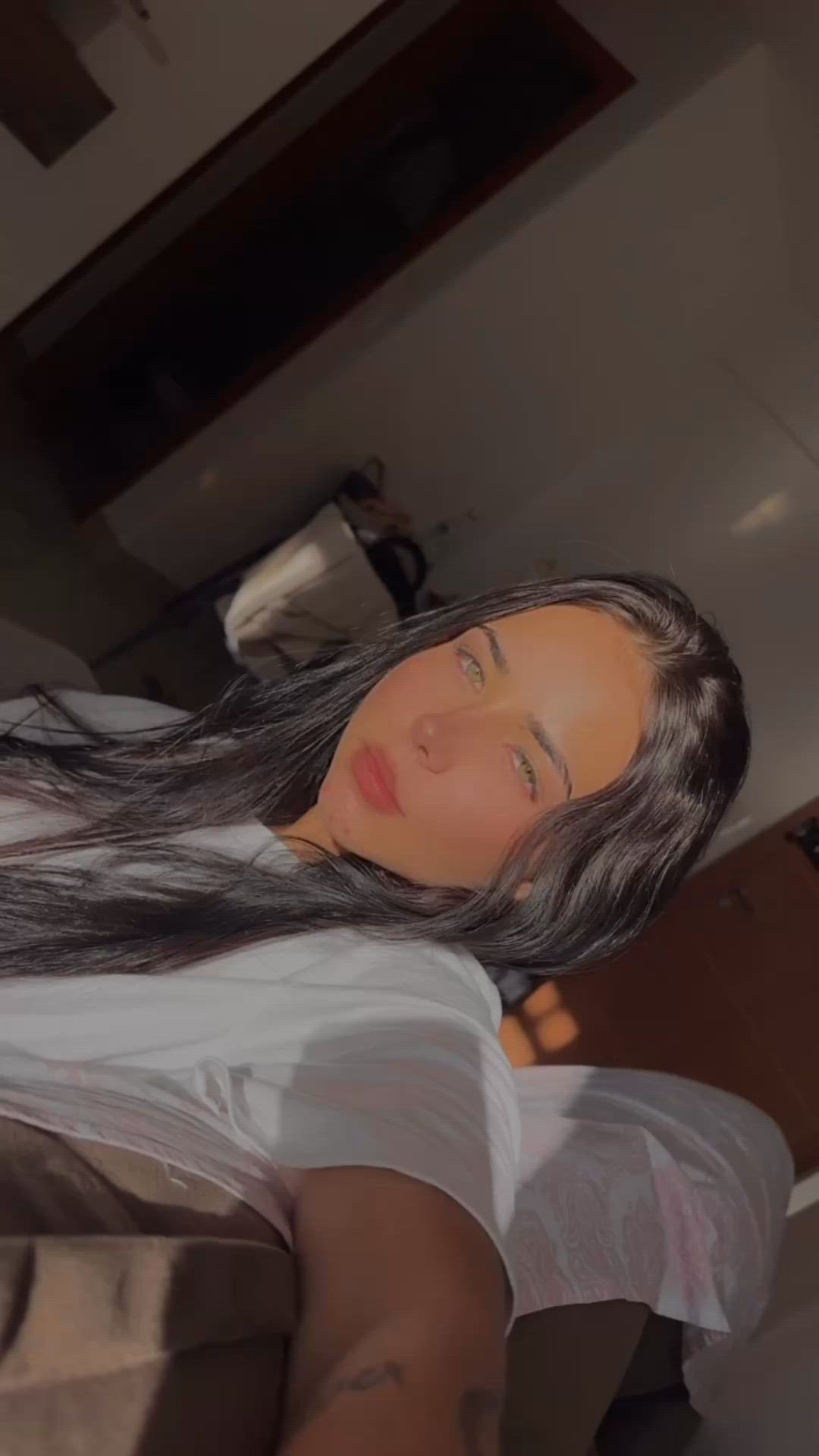 Vídeo Angel Reis, Vitória ES - Rostinho de anjo corpo de demónia - Clique para assistir