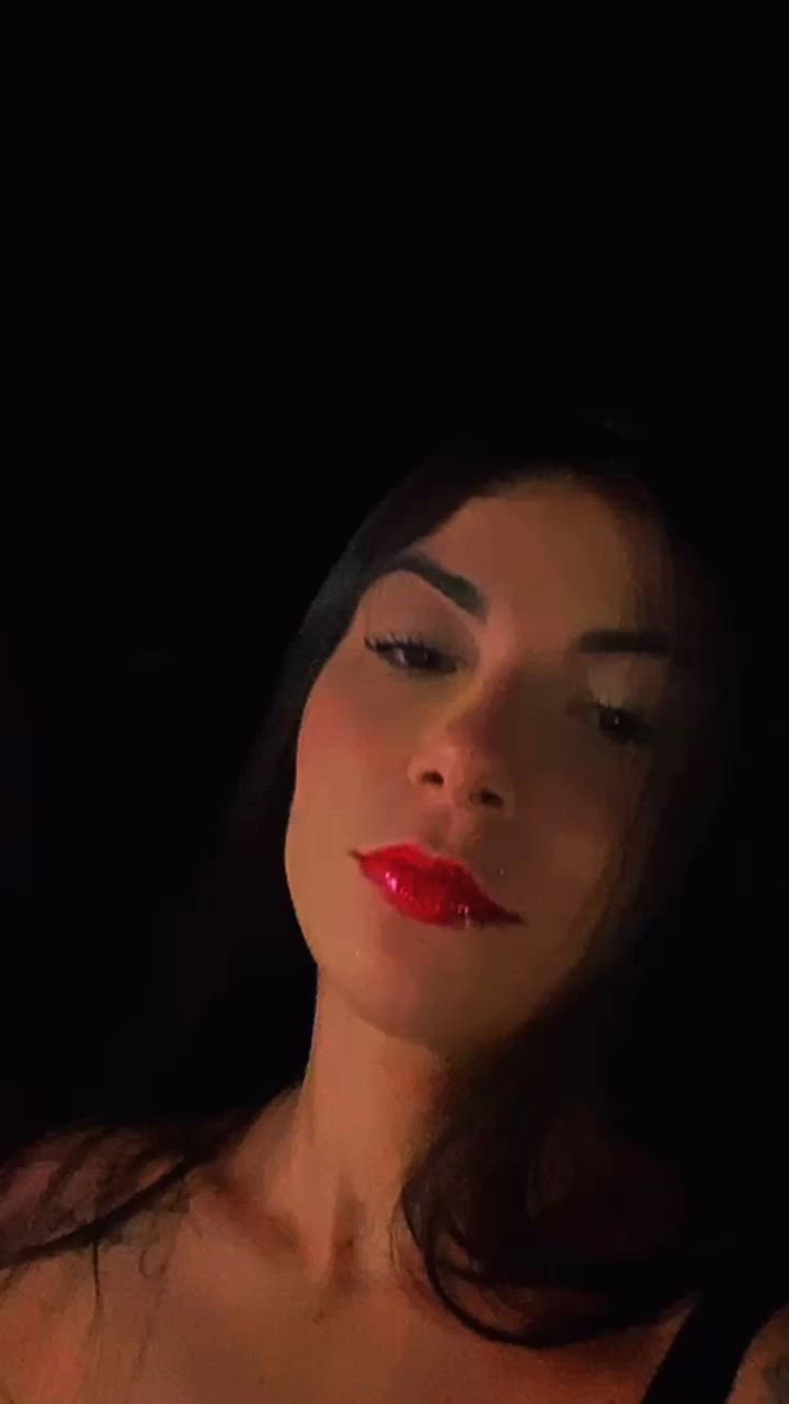 Vídeo Babi Ferreira, Vitória ES - Estreia Exclusiva no Ilha do Prazer