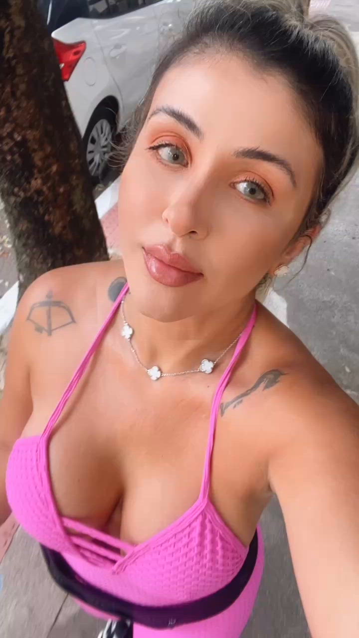 Vídeo Bárbara Andrade, Cachoeiro de Itapemirim ES - Sou uma linda loira gaúcha - Clique para assistir