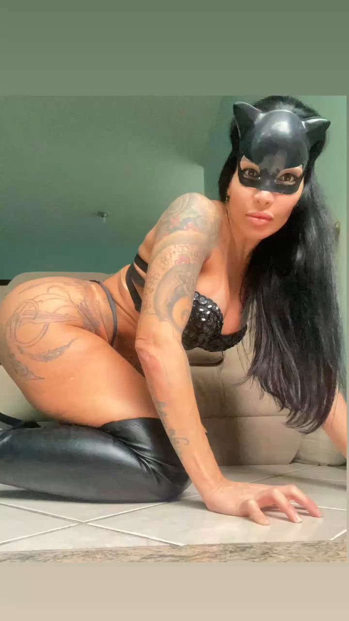 Vídeo Bella Portinari, Vitória ES - Estilo panicat - Clique para assistir