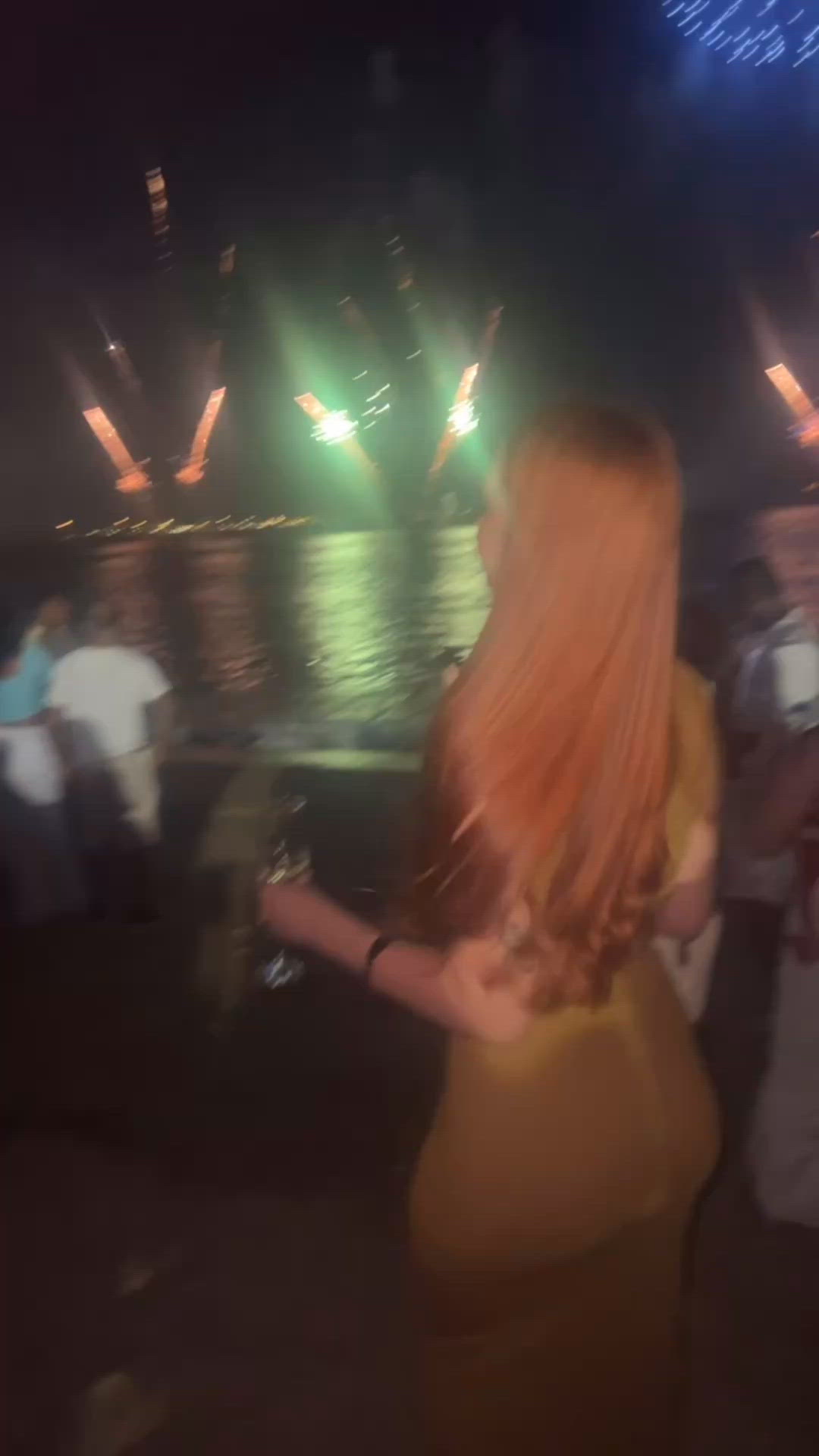 Vídeo Bianca Bicalho, Vitória ES - Mineirinha, alto padrão - Clique para assistir