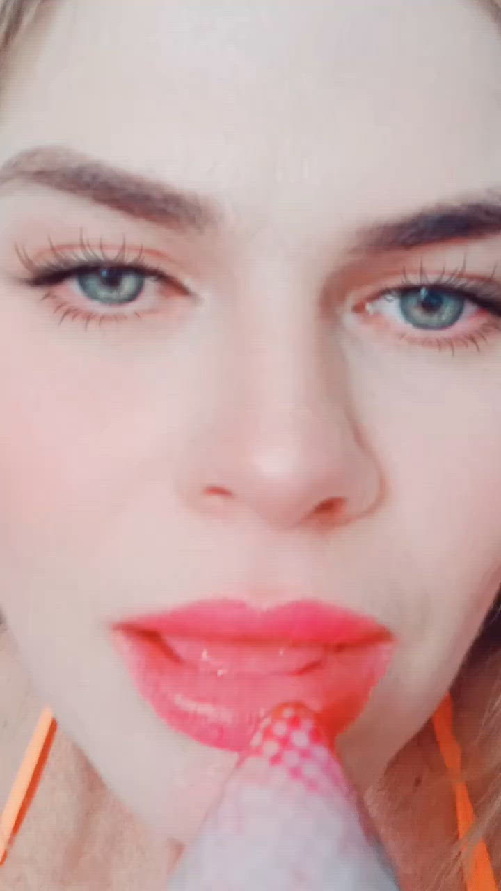 Vídeo Bianca Salles, Vila Velha ES - Loira natural,  estilo cavalona