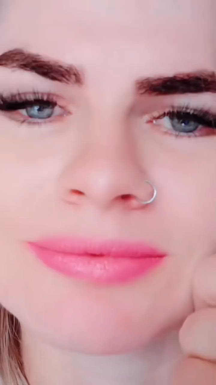 Vídeo Bianca Salles, Vila Velha ES - Loira natural,  estilo cavalona