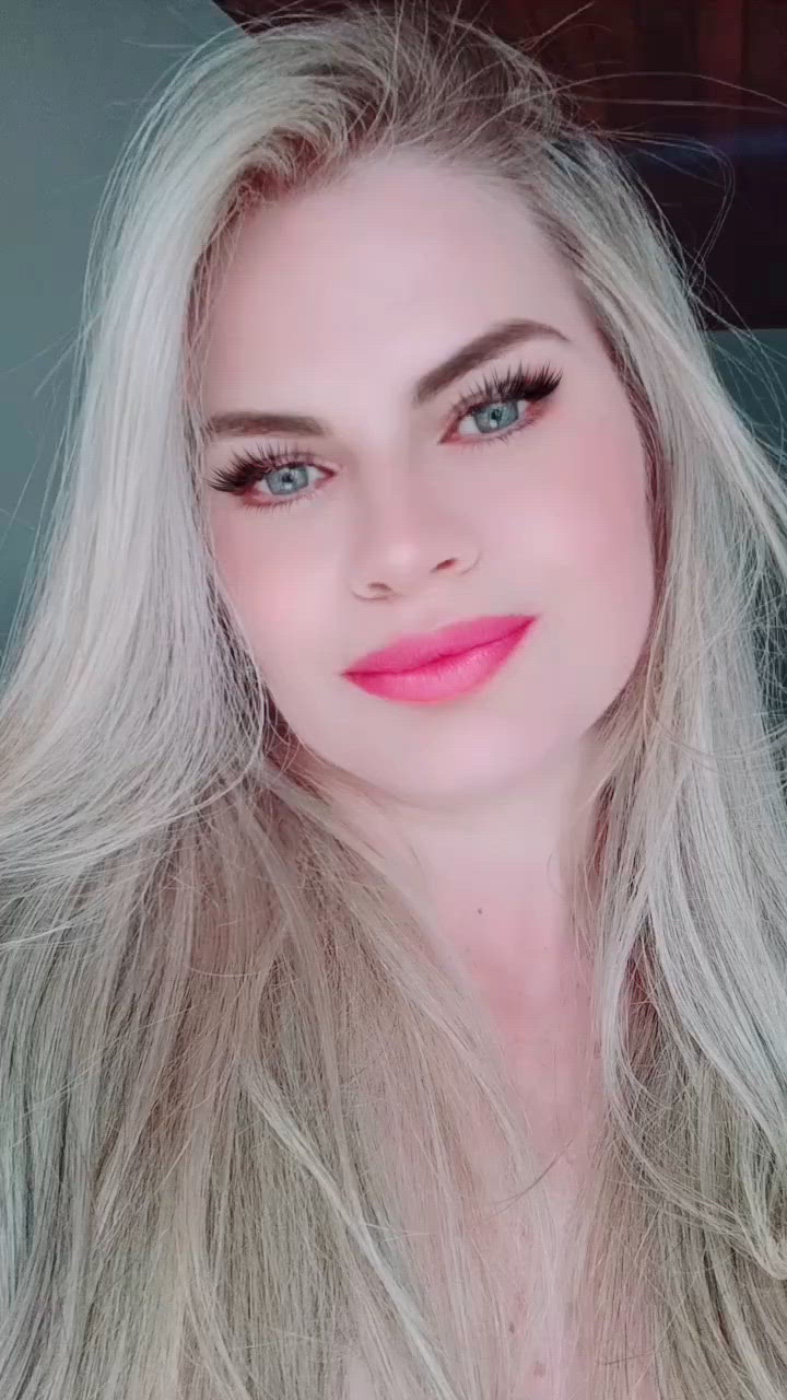 Vídeo Bianca Salles, Vila Velha ES - Loira natural,  estilo cavalona