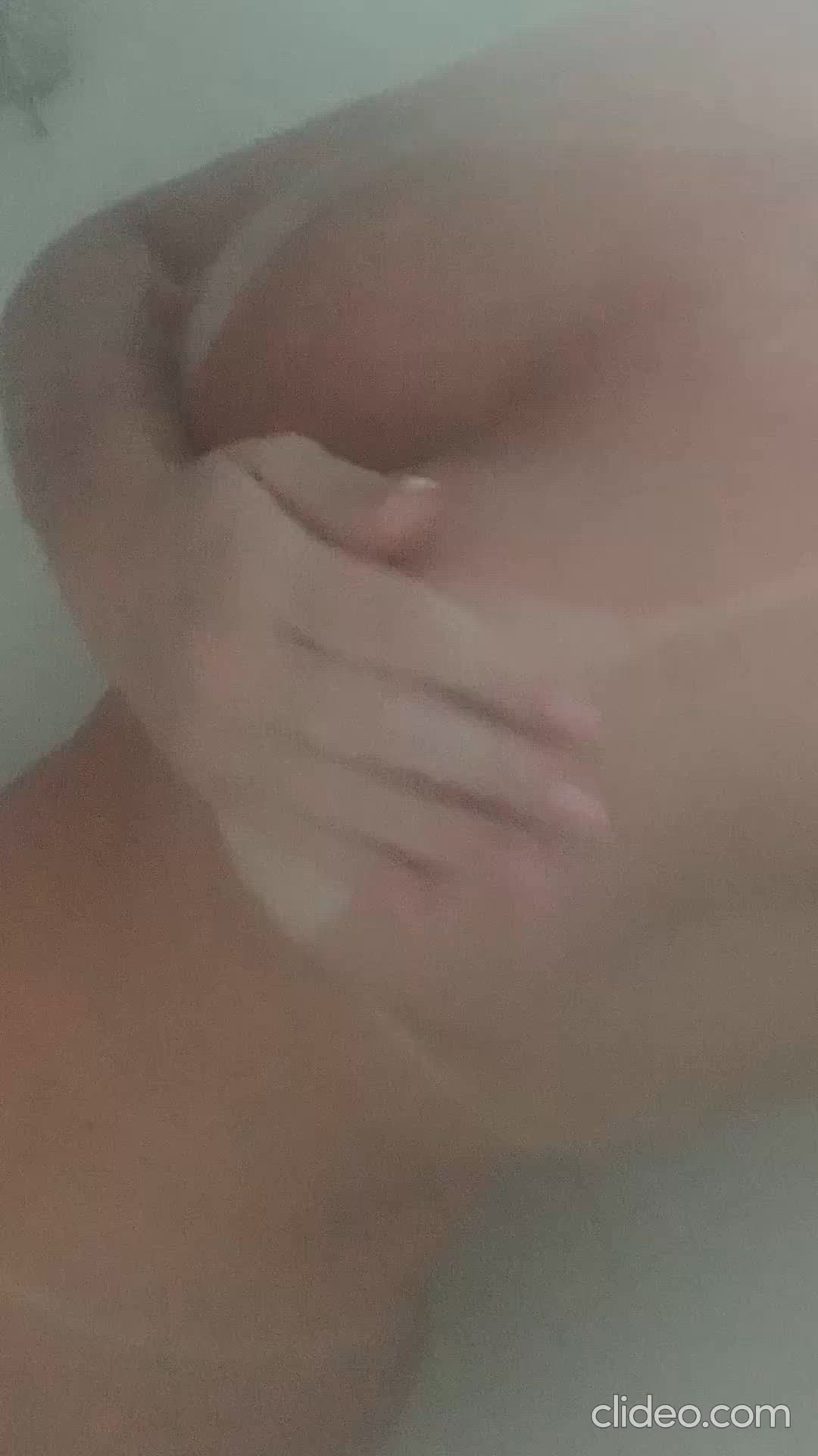 Vídeo Capitu, Vitória ES - Mineirinha bem feitinha e carinhosa - Clique para assistir