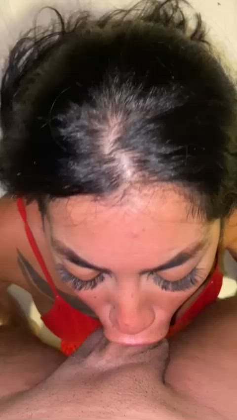 Vídeo Clara Aguiar, Vila Velha ES - Baixinha, tatuada, dançarina e muito safada - Clique para assistir