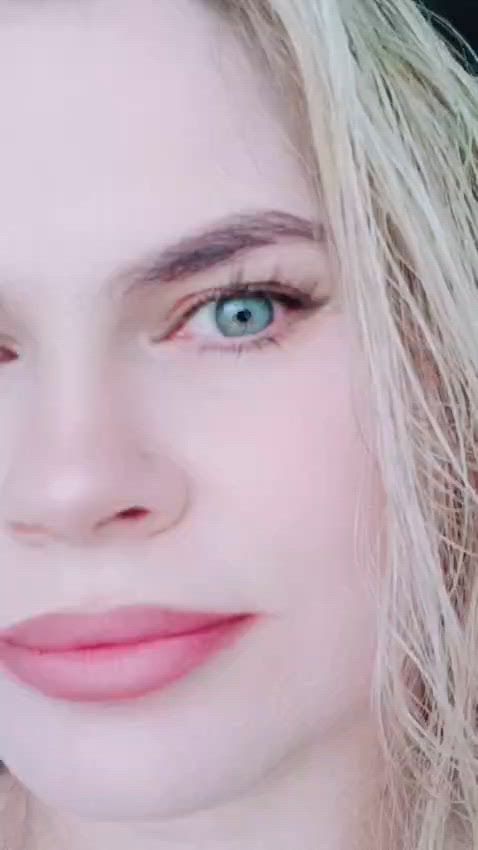 Vídeo Clara Mel, Vila Velha ES - Italiana branquinha - Clique para assistir