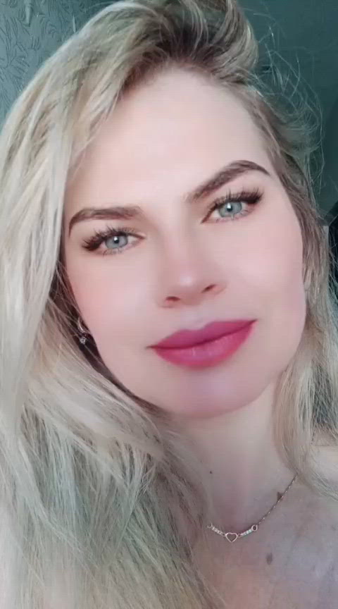 Vídeo Clara Mel, Cachoeiro de Itapemirim ES - Italiana branquinha - Clique para assistir