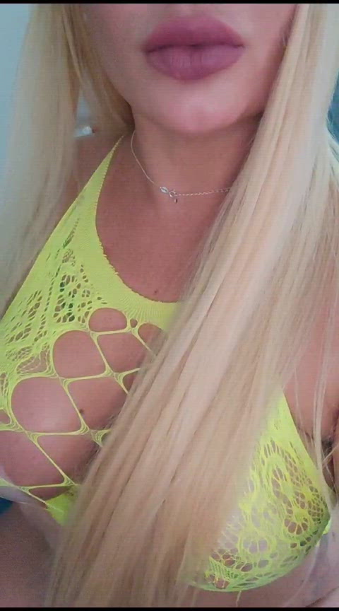 Vídeo Clarinha, Vila Velha ES - Namoradinha  - Clique para assistir