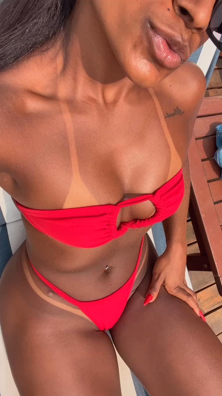 Vídeo Débora Lacerda, Vila Velha ES - Morena gostosa - Clique para assistir