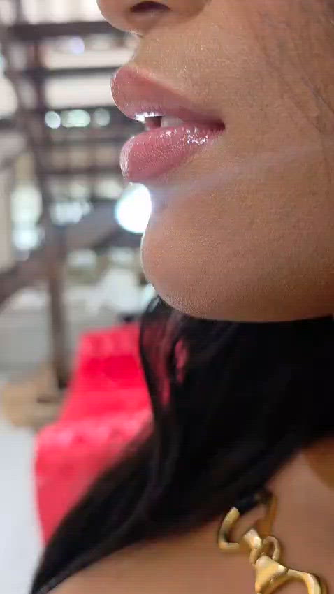 Vídeo Déborah Leão, Vitória ES - Carioca, peituda natural alto nível!