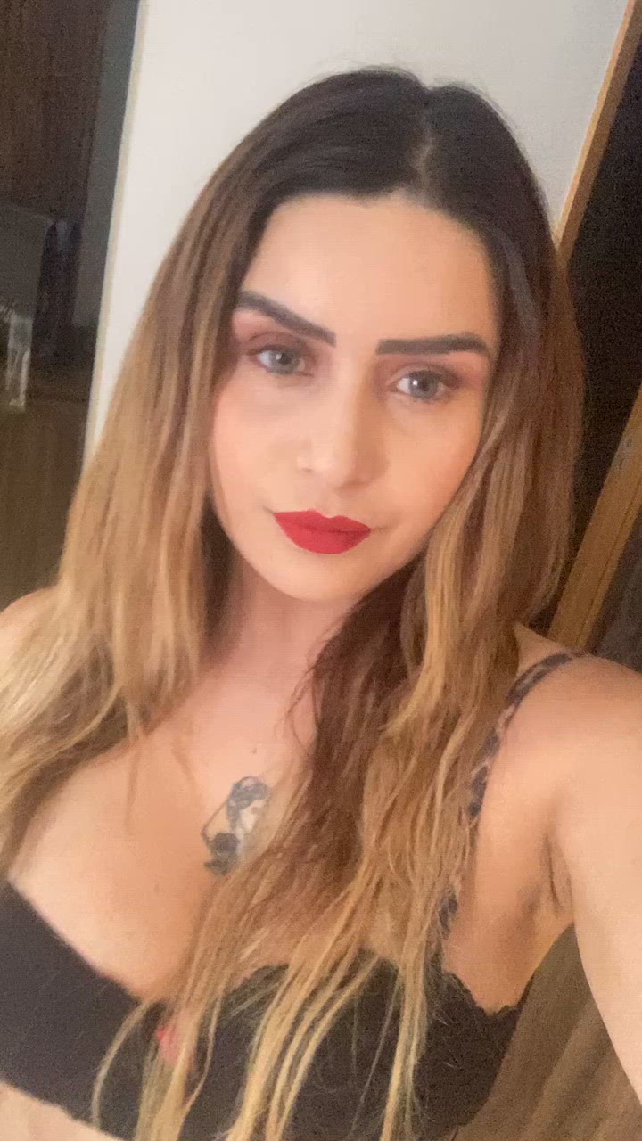 Vídeo Esther Millani, Vila Velha ES - Namoradinha de luxo safada, deliciosa, meiga e ousada