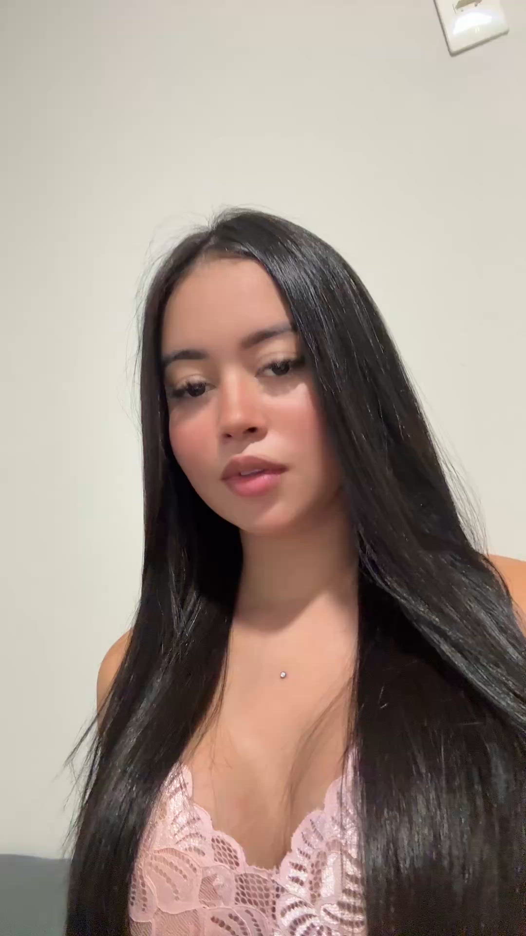 Vídeo Giovanna Lisboa, Vitória ES - Morena poderosa