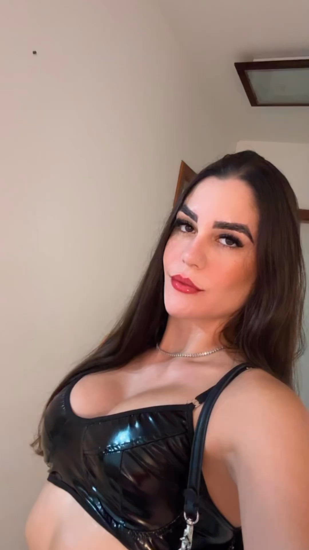 Vídeo Hanna Almeida, Vitória ES - Modelo de luxo