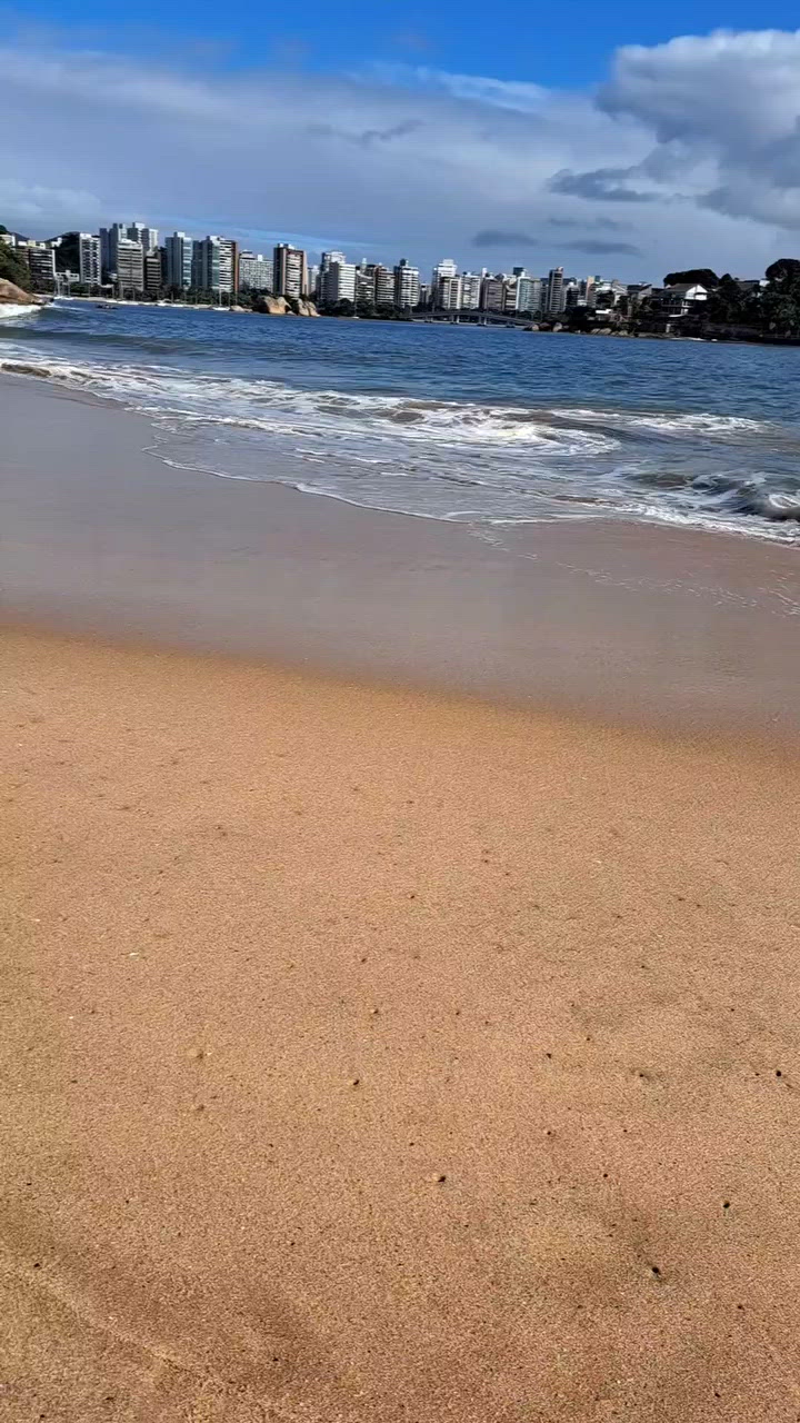 Vídeo Helena, Vitória ES - Linda, elegante, pequena e delicada