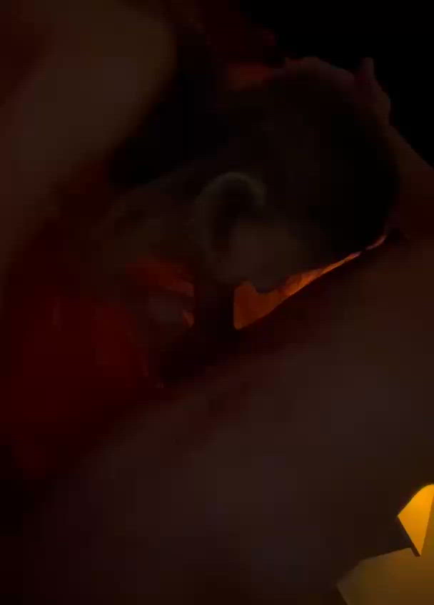 Vídeo Helena, Cachoeiro de Itapemirim ES - Linda, elegante, pequena e delicada - Clique para assistir