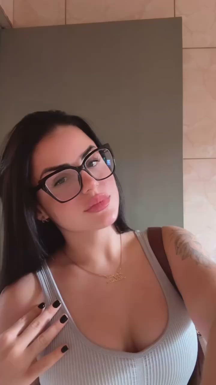Vídeo Ingrid Melissa, Vitória ES - Sua melhor escolha