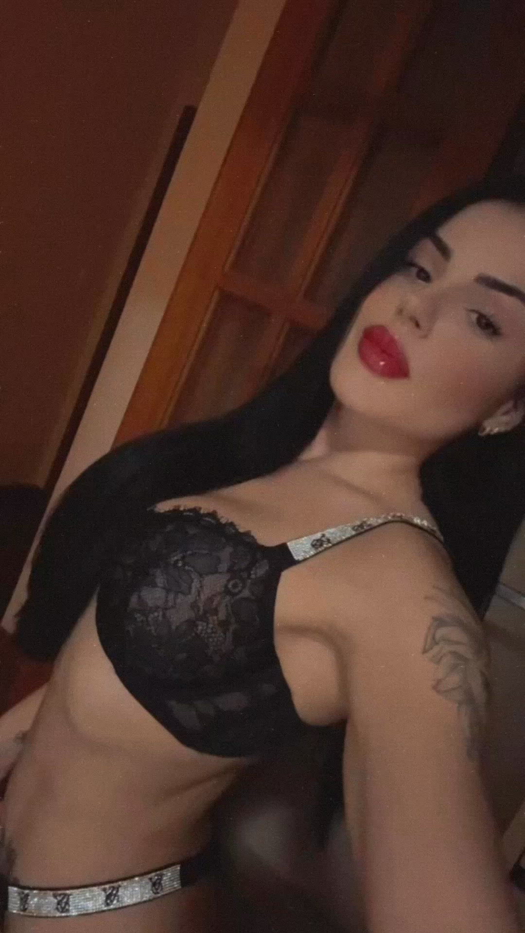 Vídeo Ingrid Melissa, Vitória ES - Sua melhor escolha - Clique para assistir