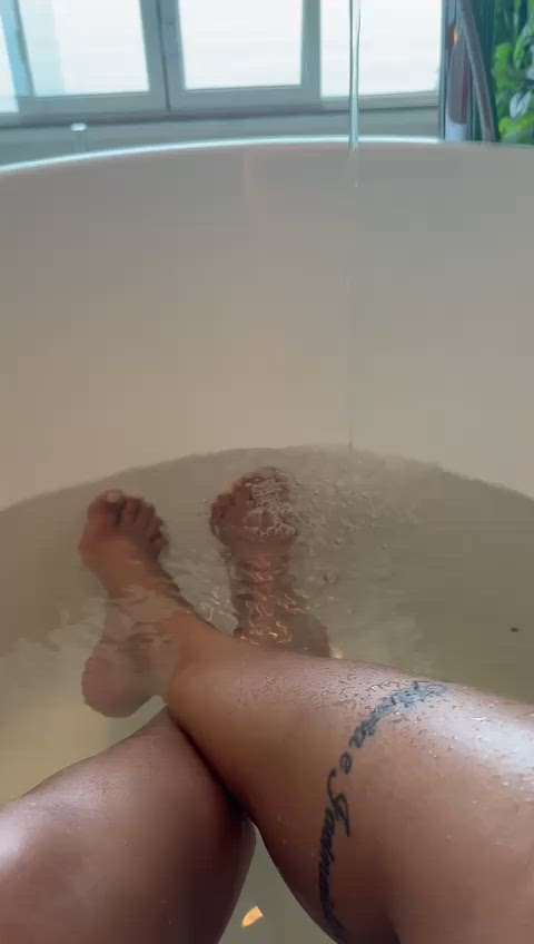 Vídeo Íris Salazar, Baixo Guandu ES - Educada, linda e espontânea