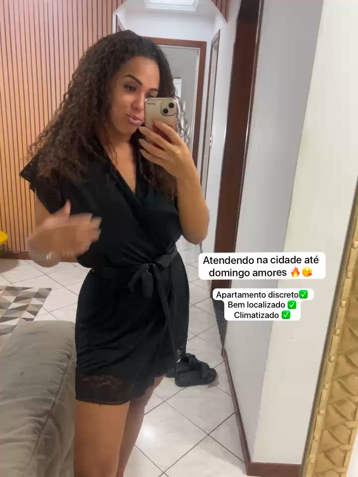 Vídeo Isabella Fox, Vitória ES - Carioca educada e safada, massagem íntima e relaxante - Clique para assistir