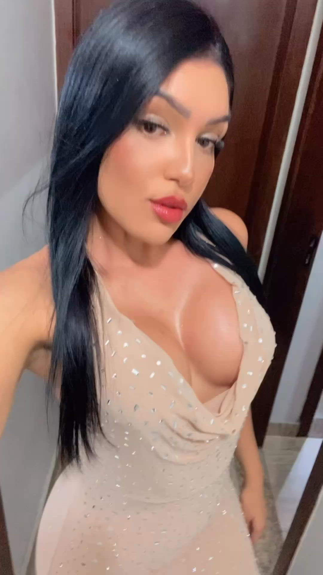 Vídeo Jade Ferrari, Vitória ES - Sou muito simpática e carinhosa, um encontro especial - Clique para assistir