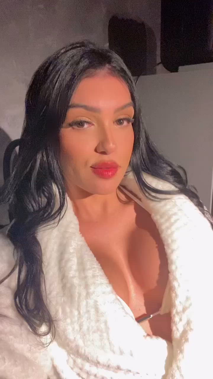 Vídeo Jade Ferrari, Vitória ES - Sou muito simpática e carinhosa, um encontro especial