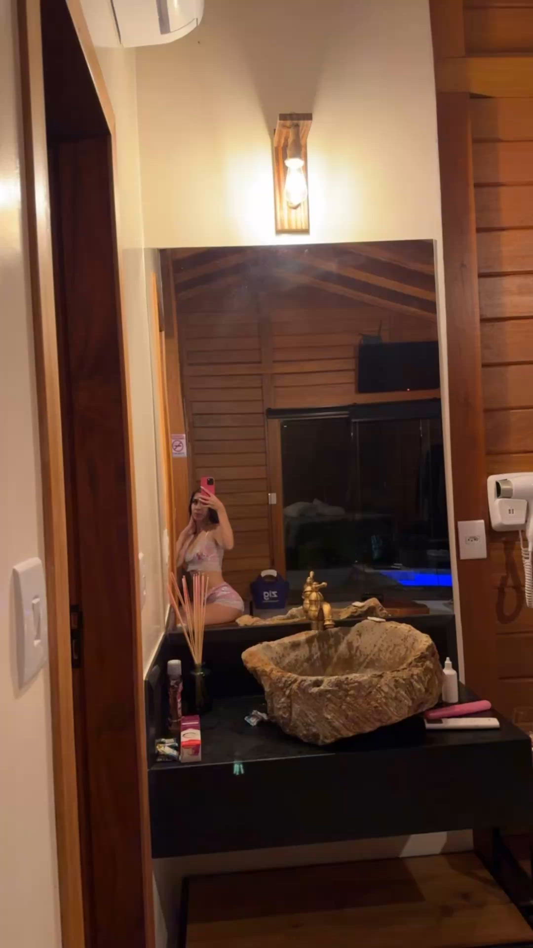 Vídeo Jess Sousa, Vitória ES - Toda naturalzinha - Clique para assistir