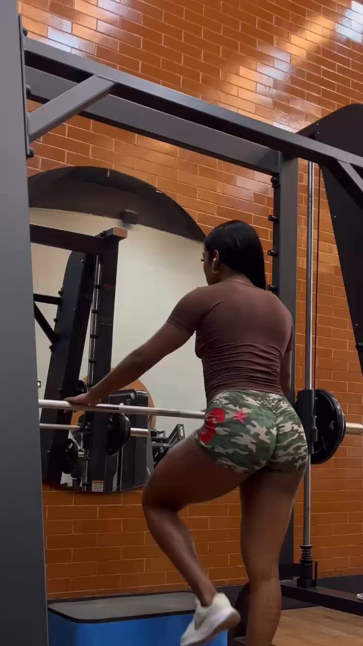 Vídeo Júlia Lopes, Vitória ES - Carioca quente, adoro gozar no sexo oral