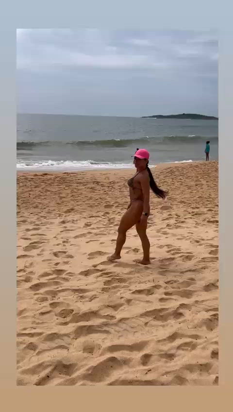 Vídeo Kakau Motta, Vila Velha ES - Musa do anal - Clique para assistir