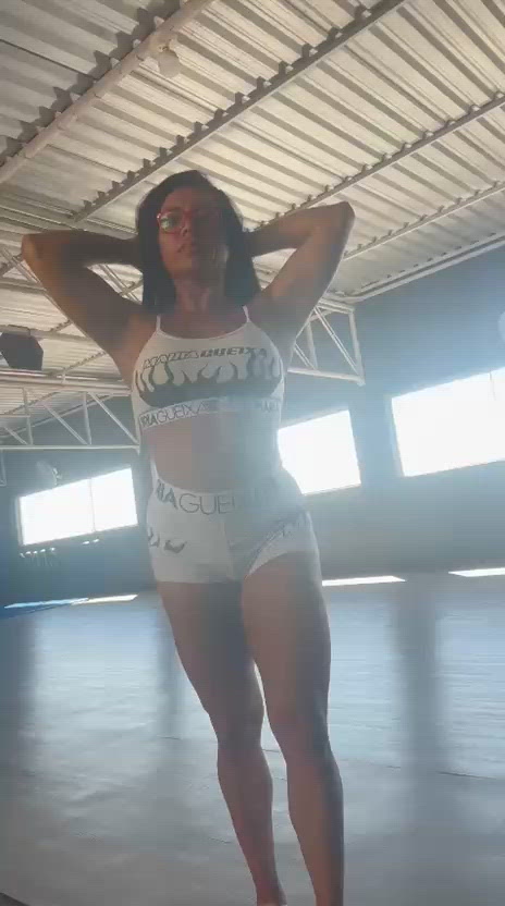 Vídeo Kakau Motta, Vila Velha ES - Musa do anal - Clique para assistir