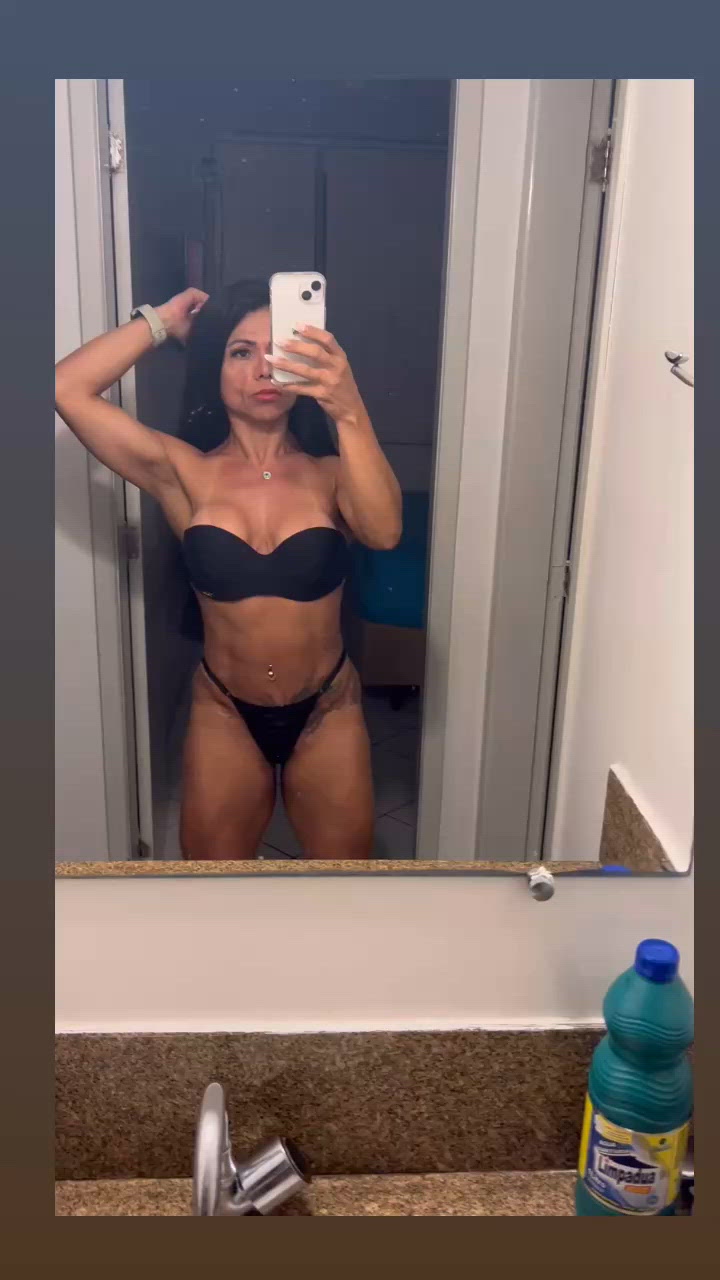 Vídeo Kakau Motta, Vila Velha ES - Musa do anal - Clique para assistir