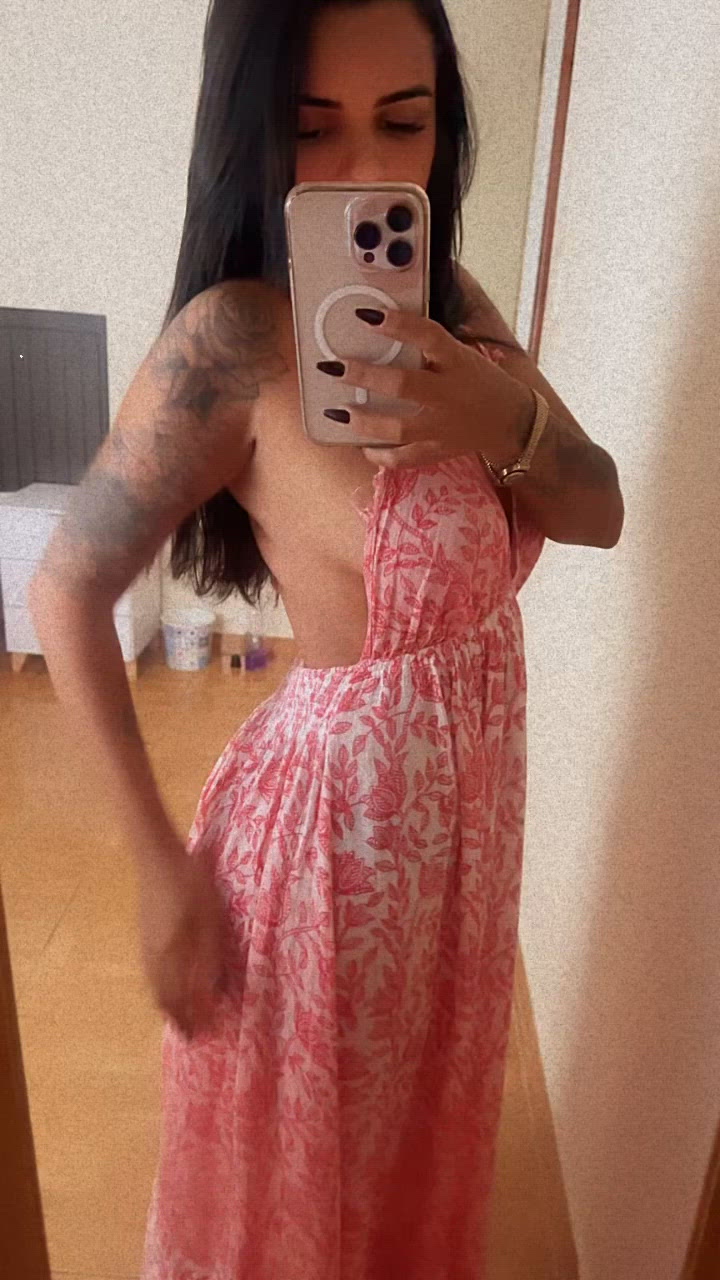 Vídeo Lara Lopes, Castelo ES - Ninfetinha linda - Clique para assistir