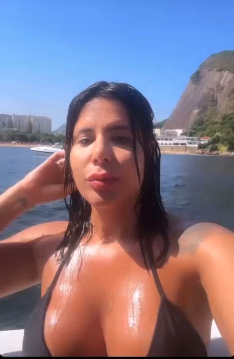 Vídeo Lauren Knoop, Vitória ES - Carioca, atendimento alto padrão - Clique para assistir