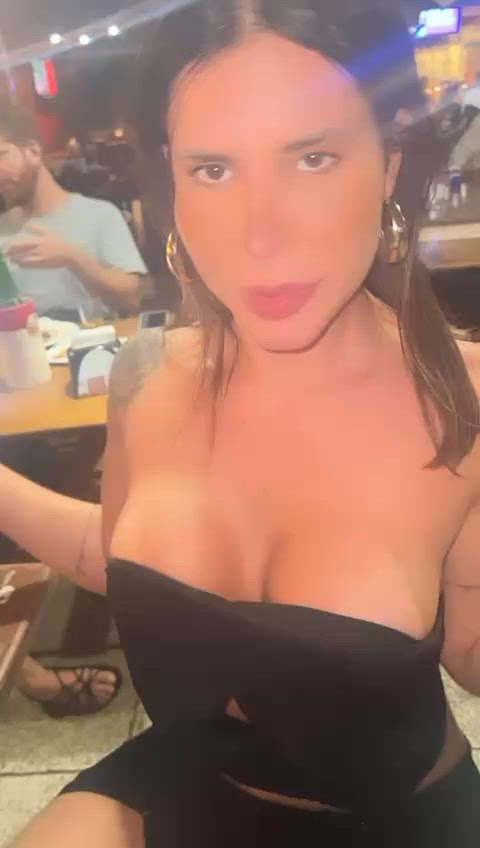 Vídeo Lauren Knoop, Vitória ES - Carioca, atendimento alto padrão - Clique para assistir