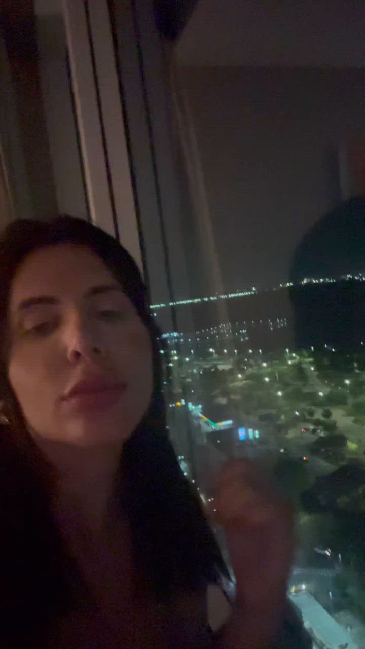 Vídeo Lauren Knoop, Vitória ES - Carioca, atendimento alto padrão - Clique para assistir