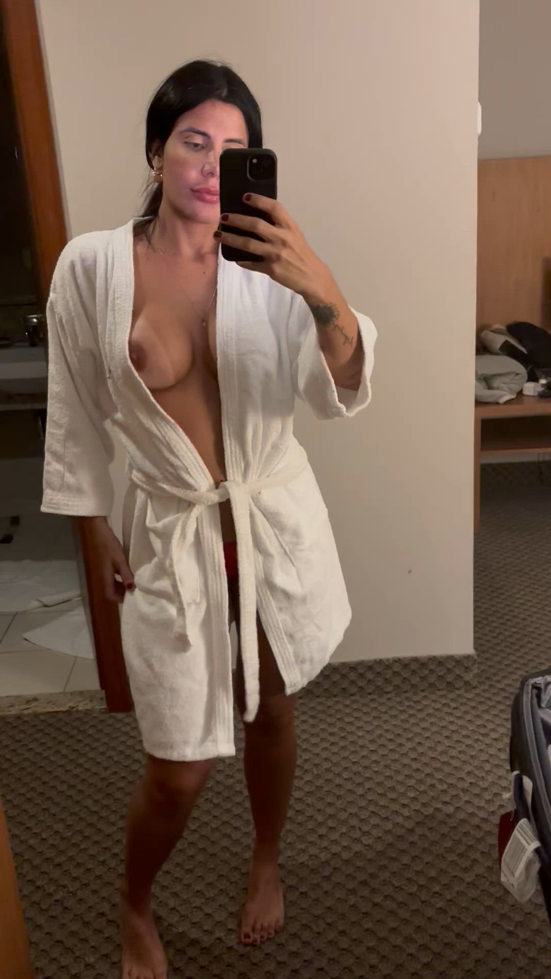 Vídeo Lauren Knoop, Vitória ES - Carioca, atendimento alto padrão - Clique para assistir