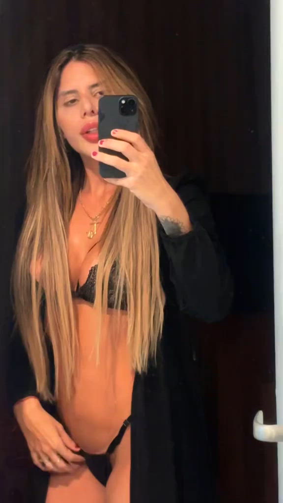 Vídeo Lauren Knoop, Vitória ES - Carioca, atendimento alto padrão - Clique para assistir