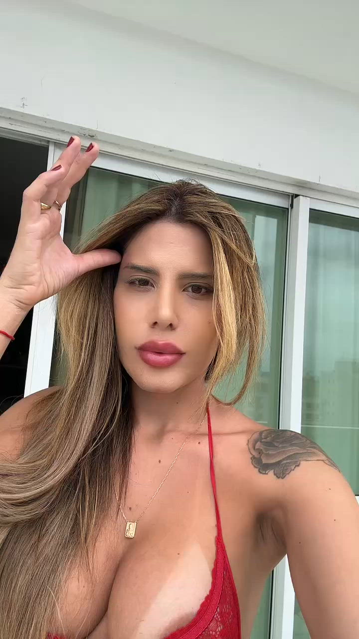 Vídeo Lauren Knoop, Vitória ES - Carioca, atendimento alto padrão - Clique para assistir