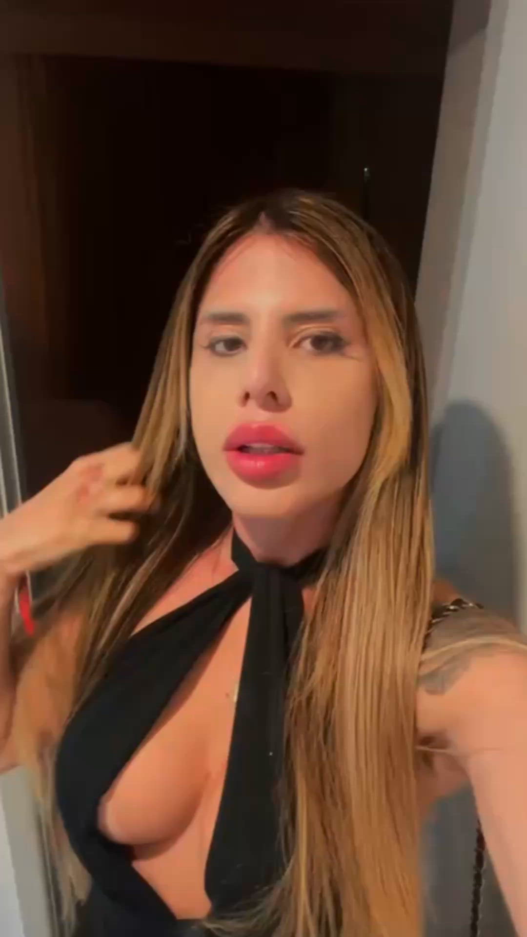 Vídeo Lauren Knoop, Vitória ES - Carioca, atendimento alto padrão - Clique para assistir