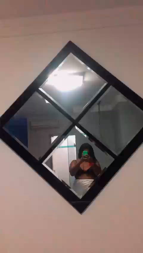 Vídeo Layara Artazzío, São Paulo SP -  Morena - Clique para assistir