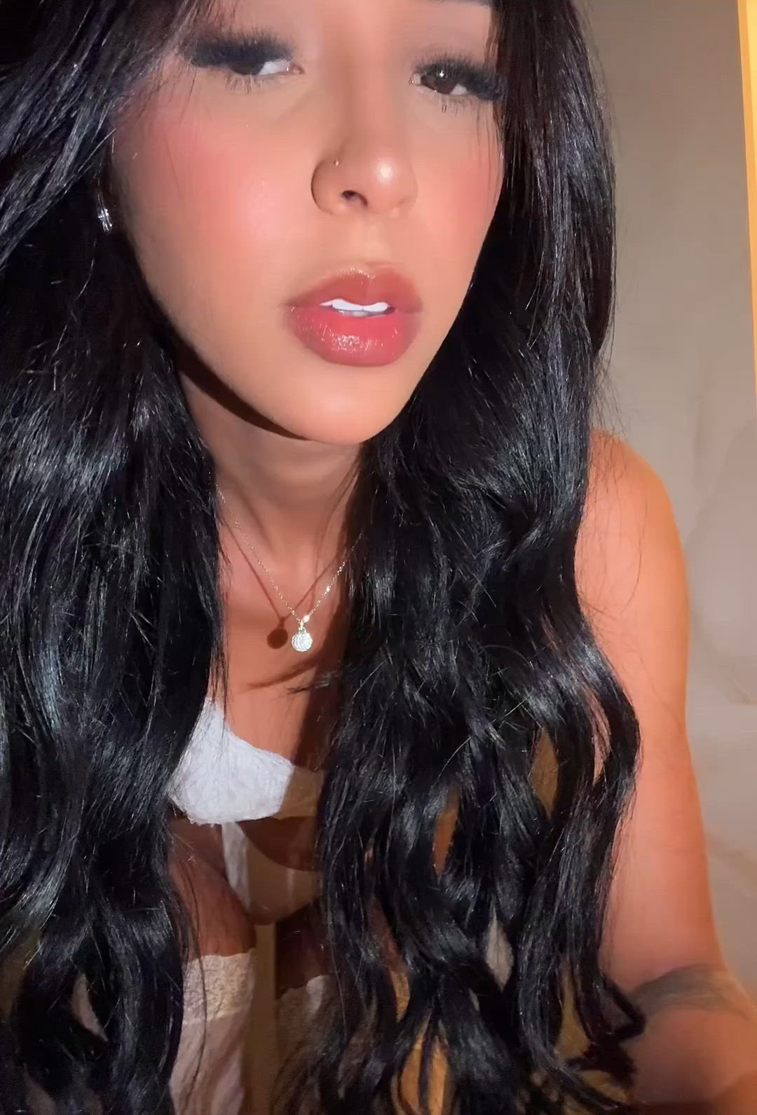 Vídeo Letícia Souza, Vila Velha ES - Ninfeta provocante - Clique para assistir