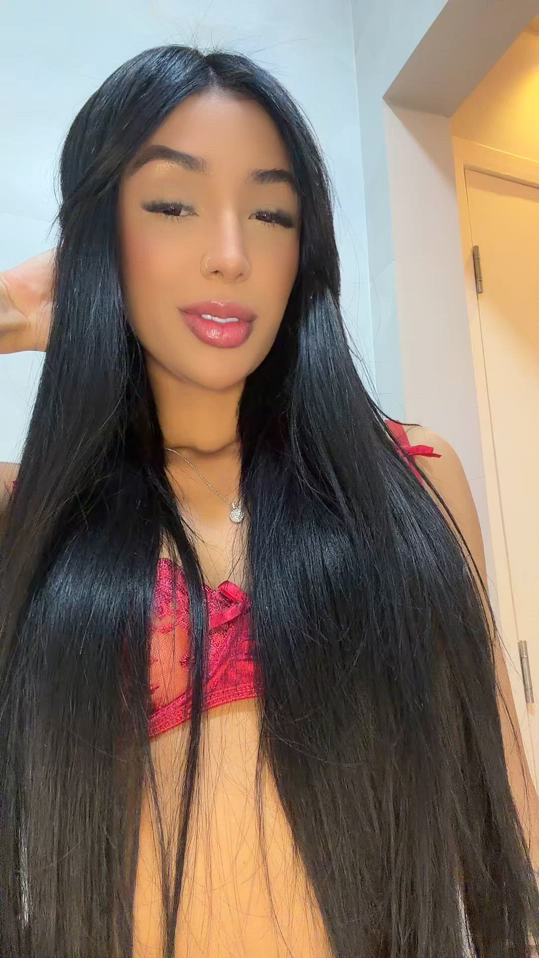 Vídeo Letícia Souza, Vila Velha ES - Ninfeta provocante - Clique para assistir