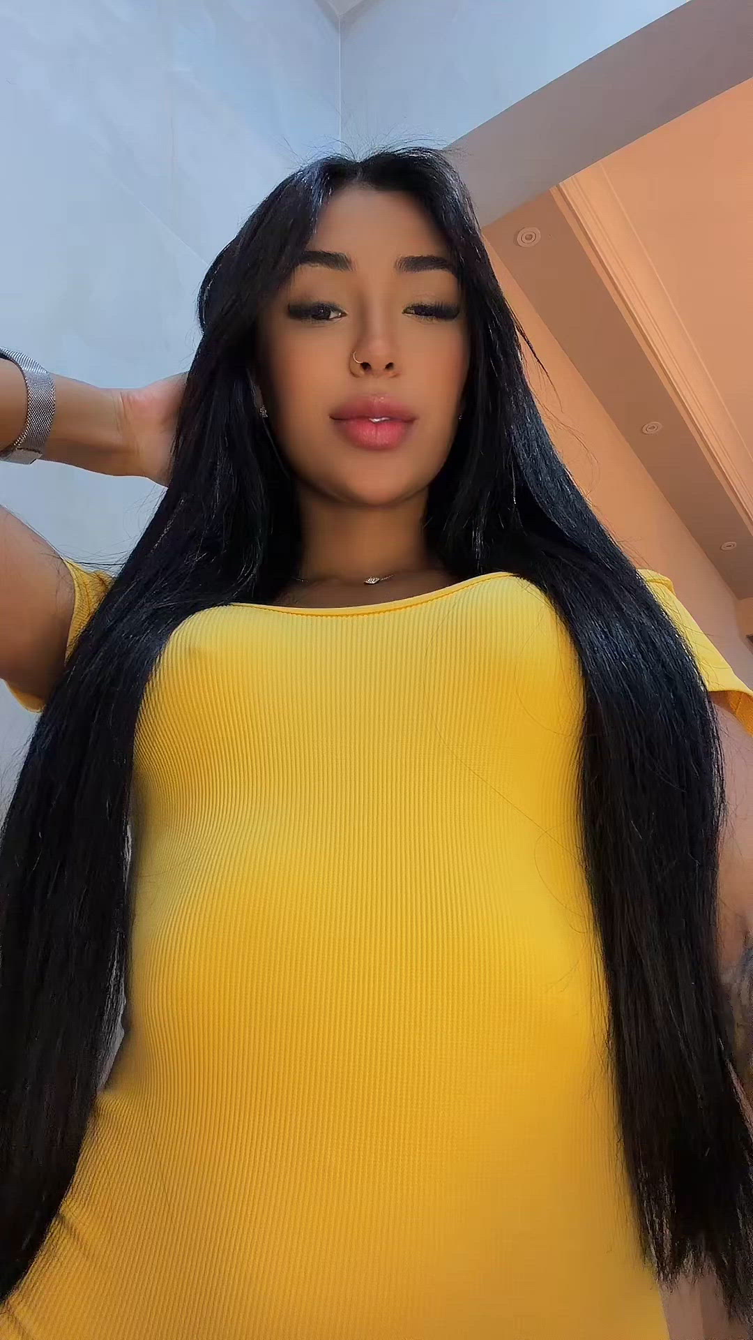 Vídeo Letícia Souza, Vila Velha ES - Ninfeta provocante - Clique para assistir